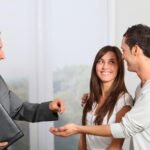 How to Spot a Bad Estate Agent: Key Red Flags for UK Property Sellers